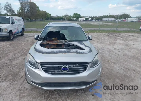 2015 Volvo Xc60 T6 Platinum из США, поврежденный, VIN YV4902RM3F2672766